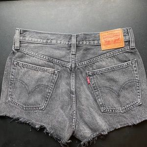 Levi’s 501 black jean shorts